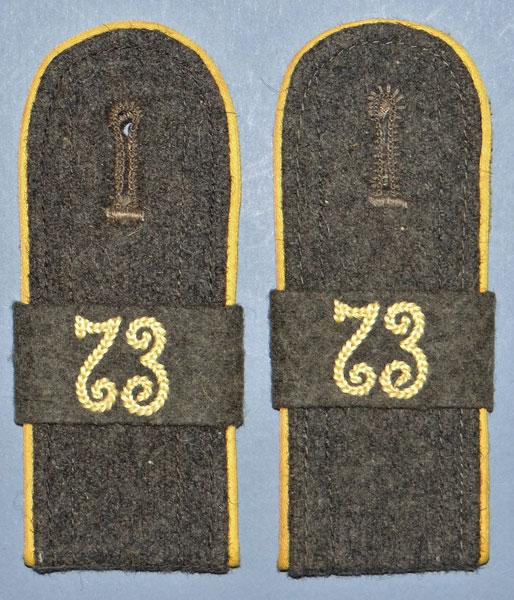 Army 73rd Signal Regt. Enlisted Shoulder Boards