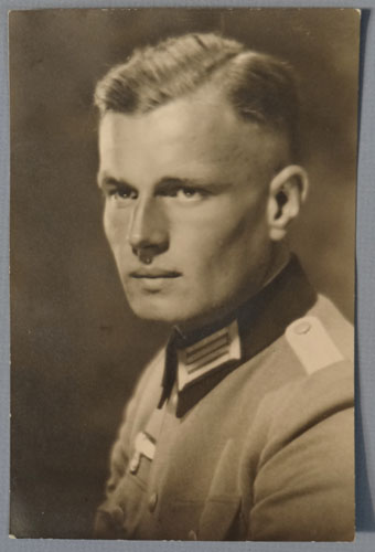 Army Photo of Leutnant