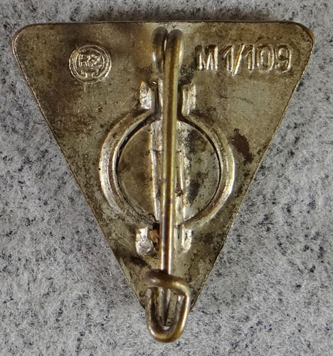 Type III N.S. Frauenschaft Enamel Member's Badge