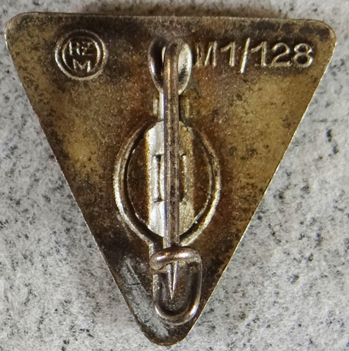 Type III N.S. Frauenschaft Enamel Member's Badge