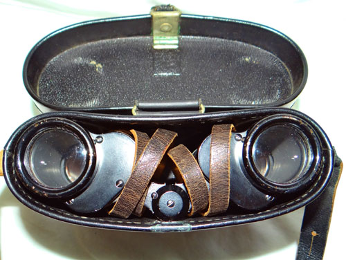 Early WW II 6 x 30 "Carl Zeiss" Binoculars with Case