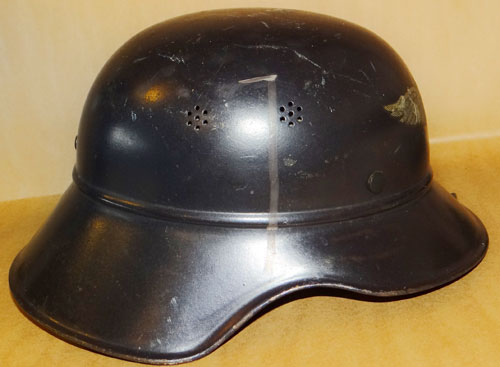 M39 Luftschutz Helmet