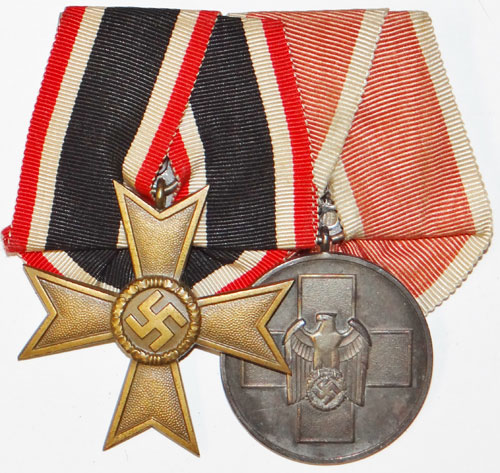 WW II Two Place Medal Bar