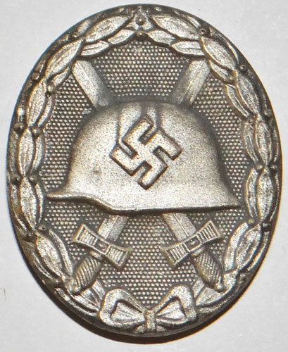 CASED SILVER Wound Badge