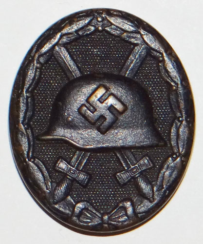 BLACK WW II Wound Badge