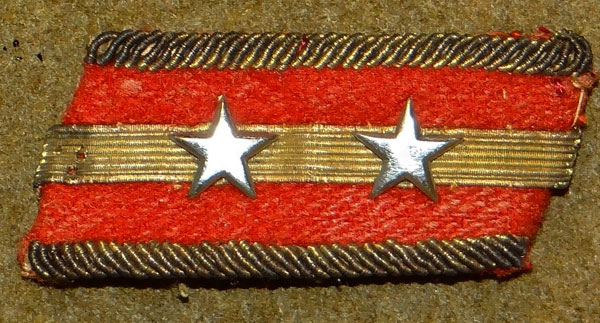 WW II Japanese Lieutenant Collar Tab