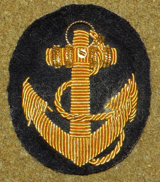 Japanese Navy WW II Midshipman Visor Hat Insignia