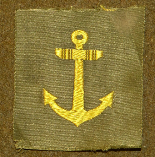 Japanese Navy WW II NCO/EM Cloth Field Cap Insignia