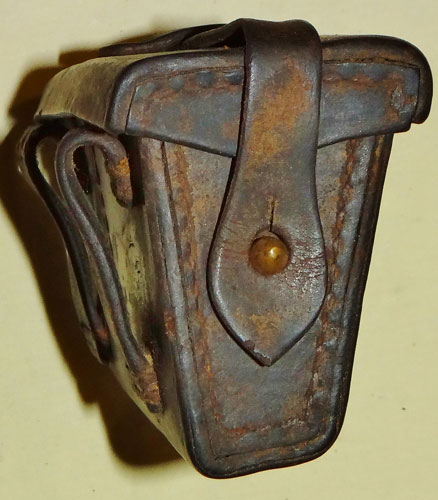 Japanese WW II Front Ammunition Pouch