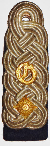 Kriegsmarine "Fregattenkapitan" Shoulder Board Assigned to Naval Station "Ostsee"