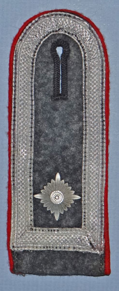 Luftwaffe Feldwebel of Flak Troops Shoulder Board