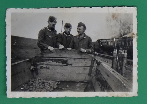 Luftwaffe Flak Crew Photos