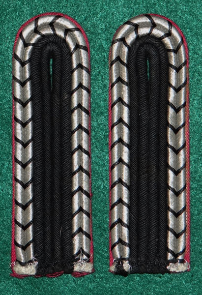 Fuerschutzpolizei & Feuerwehr Truppmann Shoulder Boards