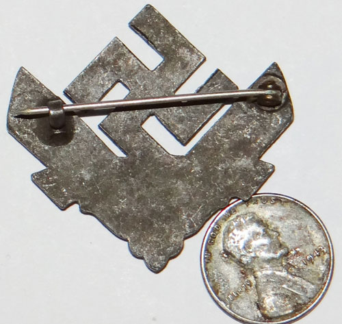 RADwj  Women’s War Helper’s Badge