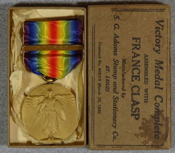 "WW I Boxed "Victory" Medal with "FRANCE" Bar