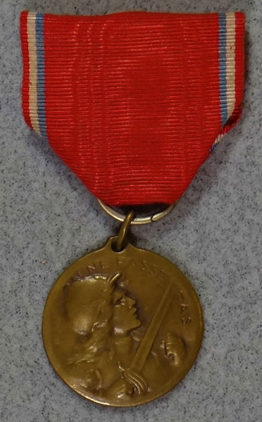 WW I French "VERDUN" Medal