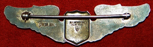 WW II 3 Inch "Pilot" Pin Back Wing