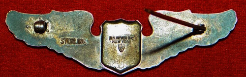 WW II 3 Inch "Pilot" Pin Back Wing