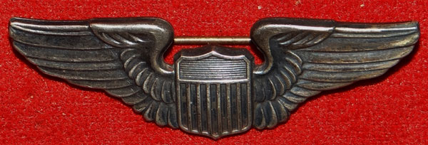 WW II 2 Inch "Pilot" Pin Back Wing