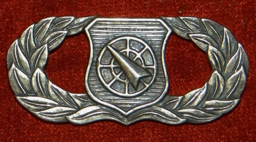 USAF Vietnam Period Sterling "Weapons Controller" Badge