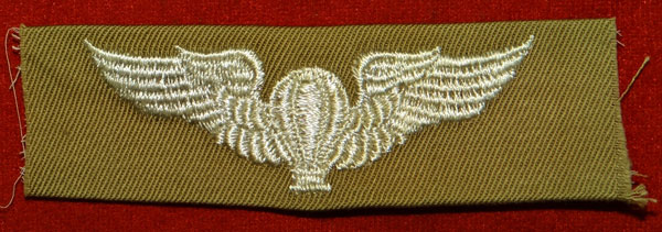 WW II Cloth 3 inch "Balloon Pilot" Wing