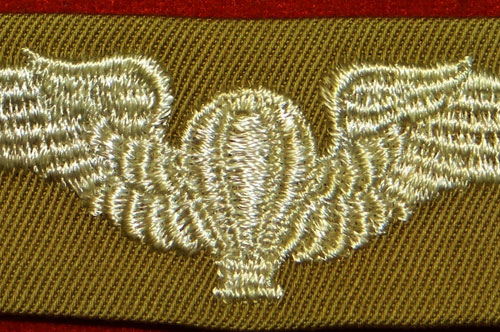 WW II Cloth 3 inch "Balloon Pilot" Wing