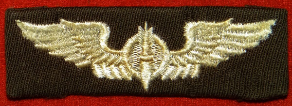 WW II Cloth 3 inch "BOMBARDIER" Wing