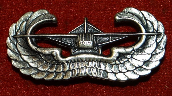 WW II Sterling Pin Back "GLIDER QUALIFICATION" Badge