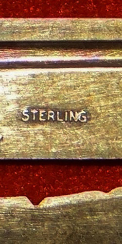 WW II Sterling Clutch Back "COMBAT INFANTRYMAN" Badge