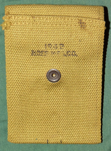 U.S. WW II M-1923 Automatic Pistol Clip Pouch