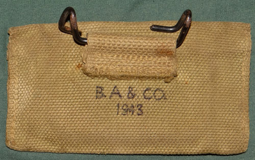 WW II U.S. M-1924 First Aid Pouch