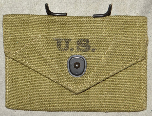 Model 1942 U.S. WW II First Aide Pouch