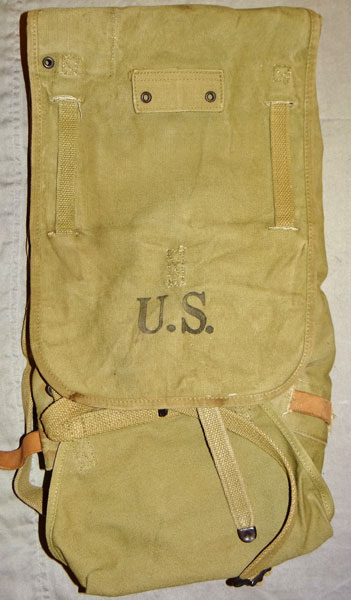 U.S. WW II M-1928 Haversack with Bottom Carrier