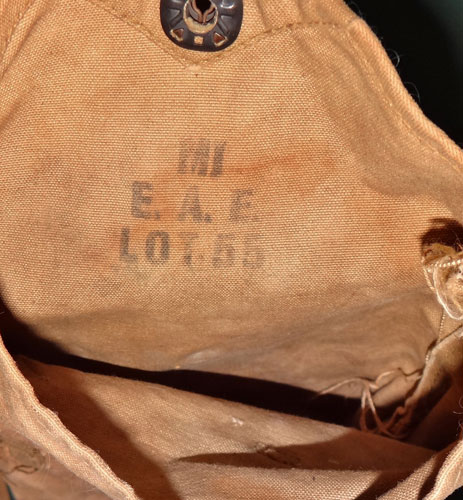 U.S. WW II Training Gas Mask M1A1