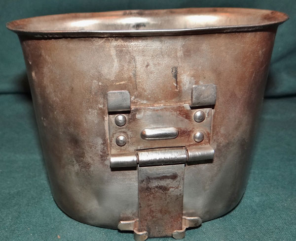 U.S. WW II M-1910/42 Canteen Cup