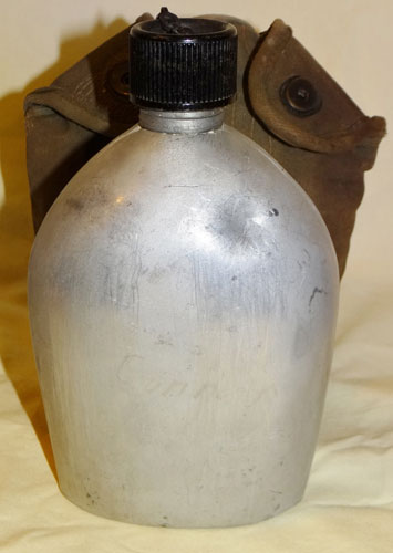 WW II U.S. M-1910 Canteen