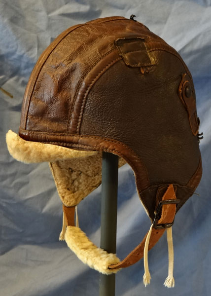 WW II U.S. Army Air Force Type B-5 Winter Flying Helmet