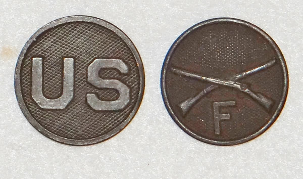 WW I U.S. Army Infantry Enlisted Collar Disk Set