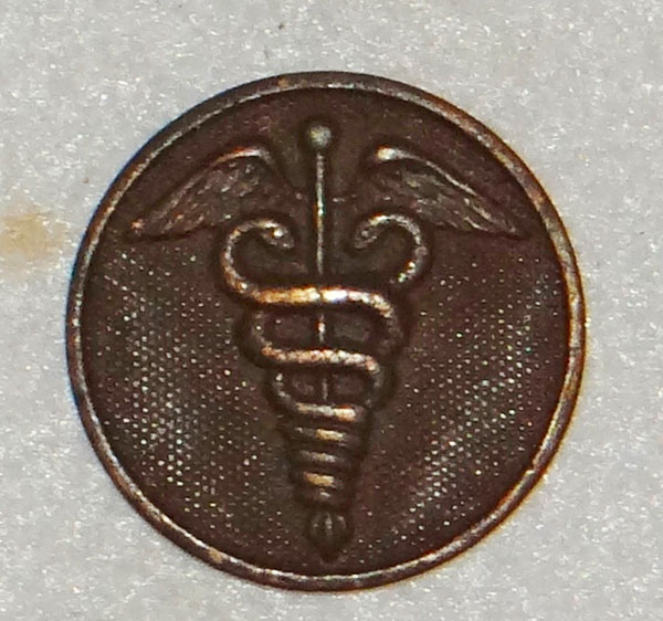 WW I U.S. Army Medical Type I Enlisted Collar Disk