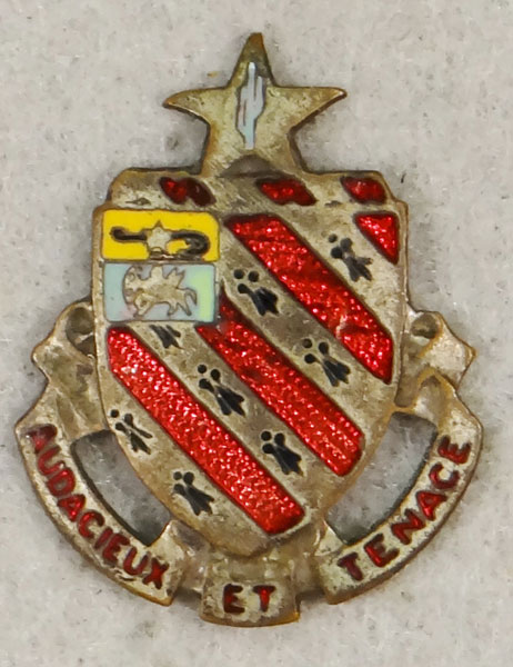 WW II Enamel 8th Field Artillery Regt. "D.I."