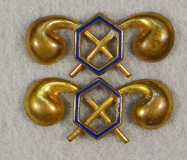 WW II Chemical Corps Officer Collar Insignia