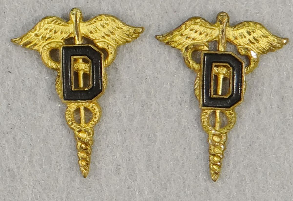 WW II Army Dental Surgeon’s Officer Collar Insignia