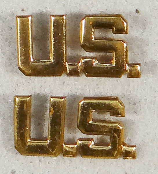 WW II Screw Back Army Officer "U.S." Collar Insignia